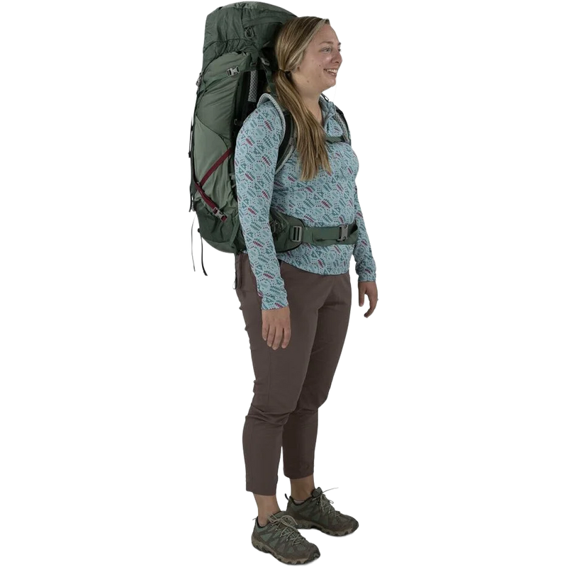 Women's Aura AG LT 50, Osprey Women's Aura AG LT 50 on model front