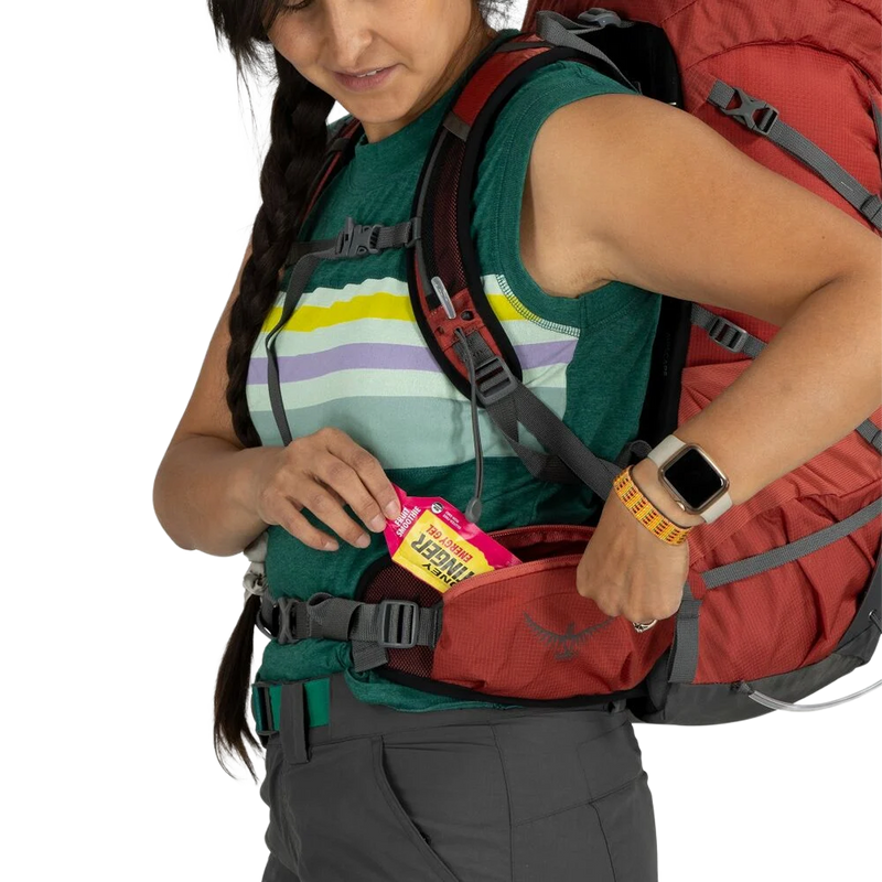 Women's Tempest 33, Osprey Women's Tempest 33 side pocket