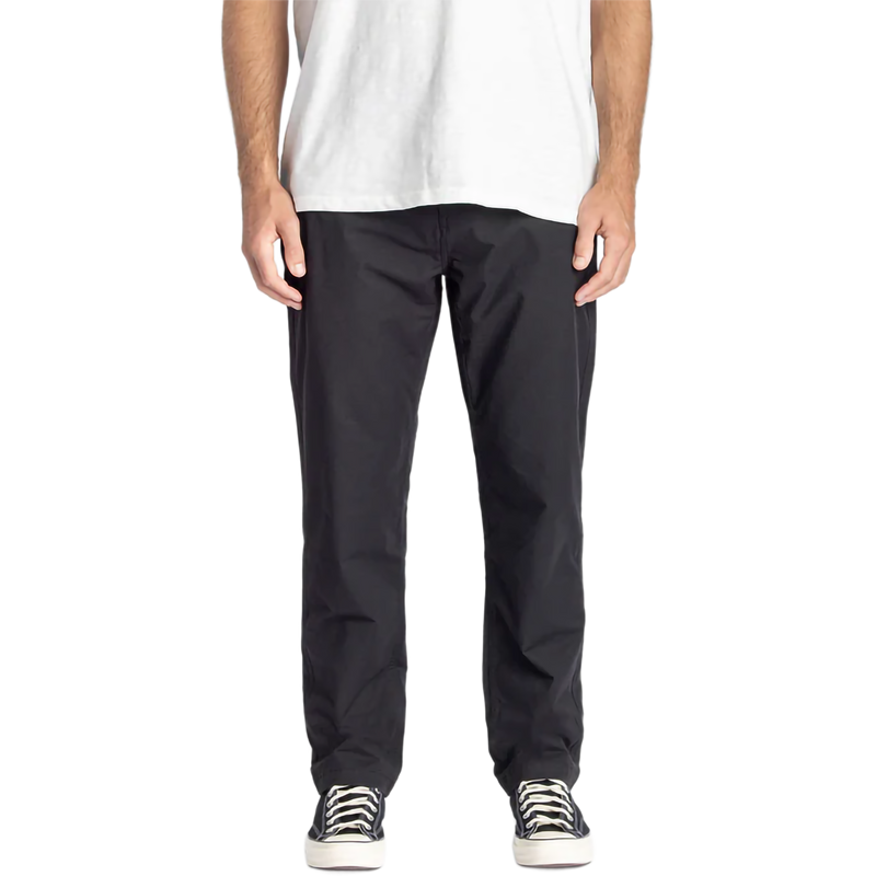 Men's Layover Traveler Plus, Roark Men's Layover Traveler Plus in BLK Black front