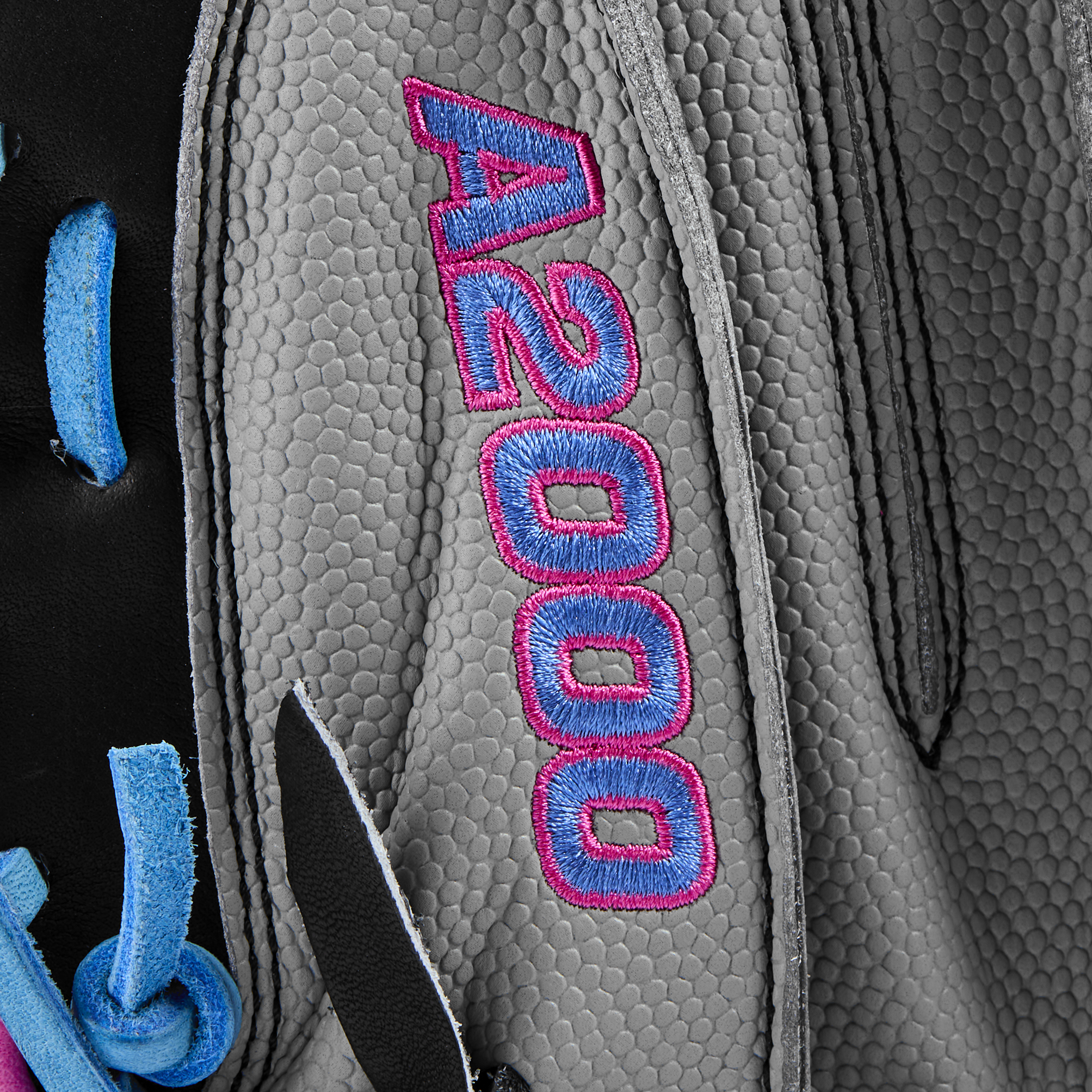 A2000 M23 Catcher's Mitt - 33.5