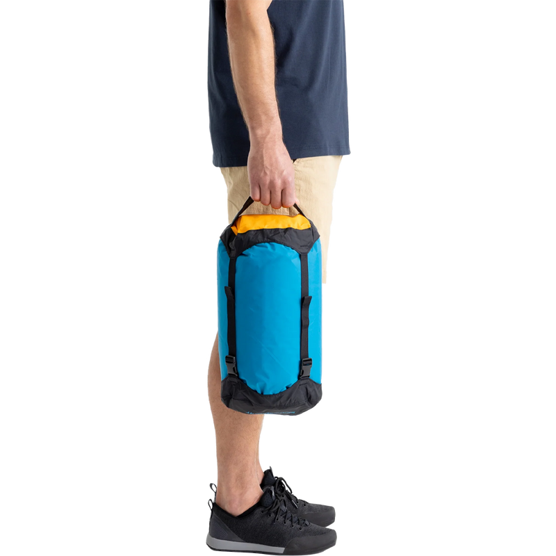 Evac Compression Dry Bag 13L, Sea to Summit Evac Compression Dry Bag 13L size comparision