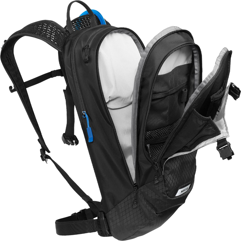 M.U.L.E. 12 100 oz, Camelbak M.U.L.E. 12 100oz compartments