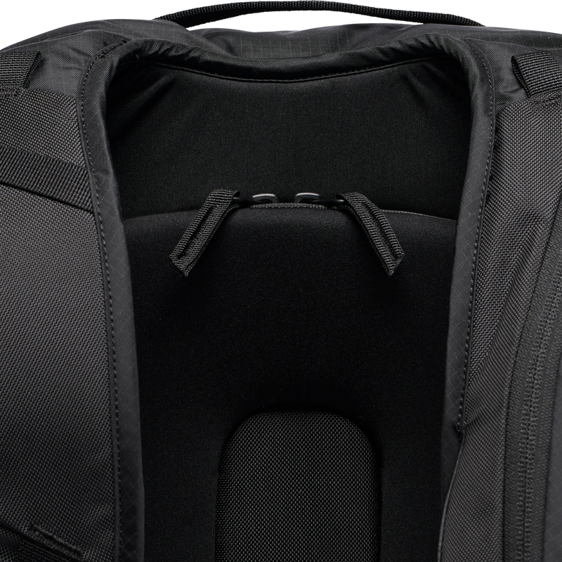 Dawn Patrol 32 Backpack, Black Diamond Dawn Patrol 32 Backpack back pocket
