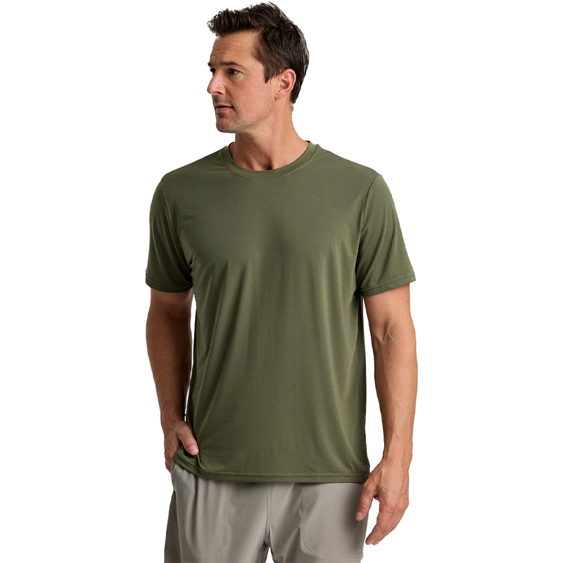 Men's Elevate Lightweight Tee, Featured Image