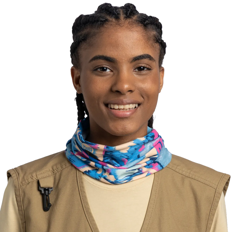 Coolnet UV Half, Buff Coolnet UV Half around neck