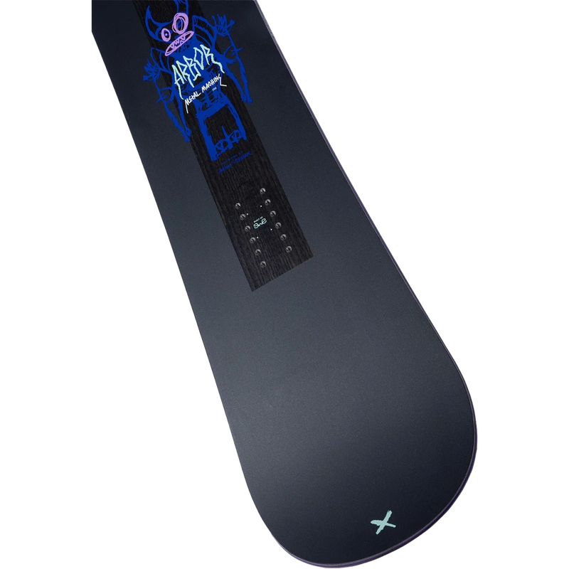 Metal Machine, Arbor Snowboards Metal Machine tail detail