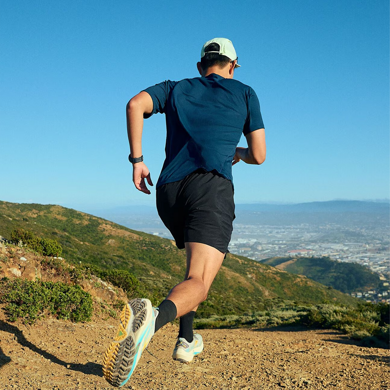 Men's Dash Short Sleeve, Brooks Men's Dash Short Sleeve Lifestyle