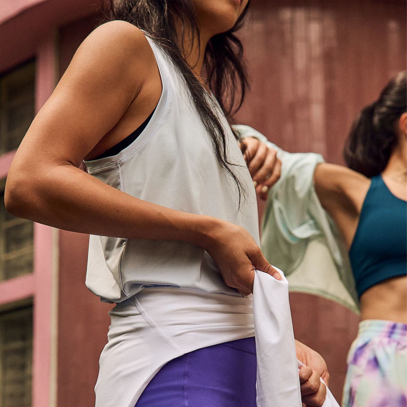 Women's Dash Tank, Brooks Women's Dash Tank Lifestyle