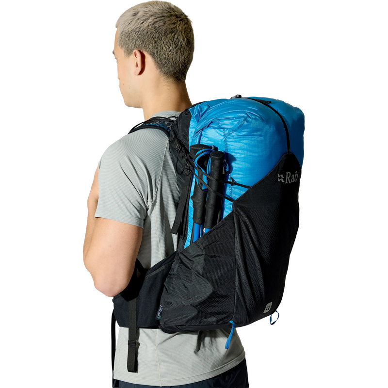Syclon XP 30, Rab Syclon XP 30 in Black/Maya Blue on model left