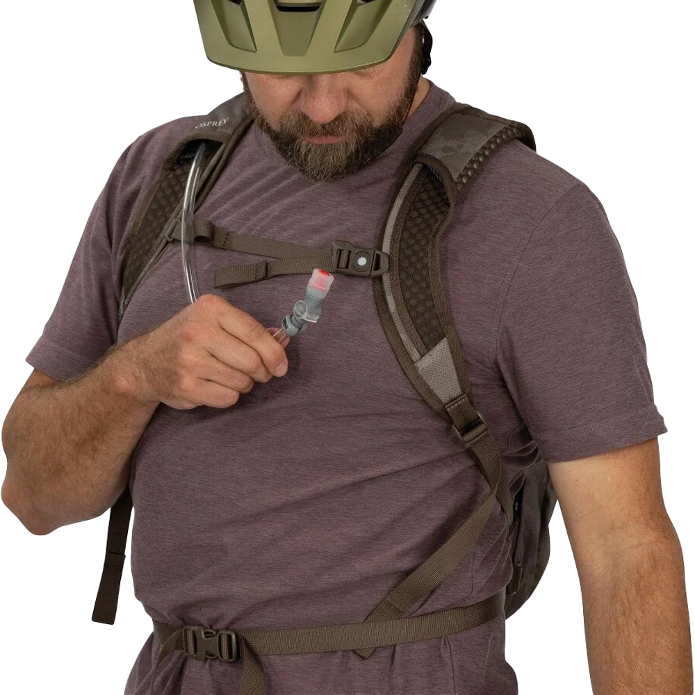 Berm 8 Bike Hydration Pack alternate view