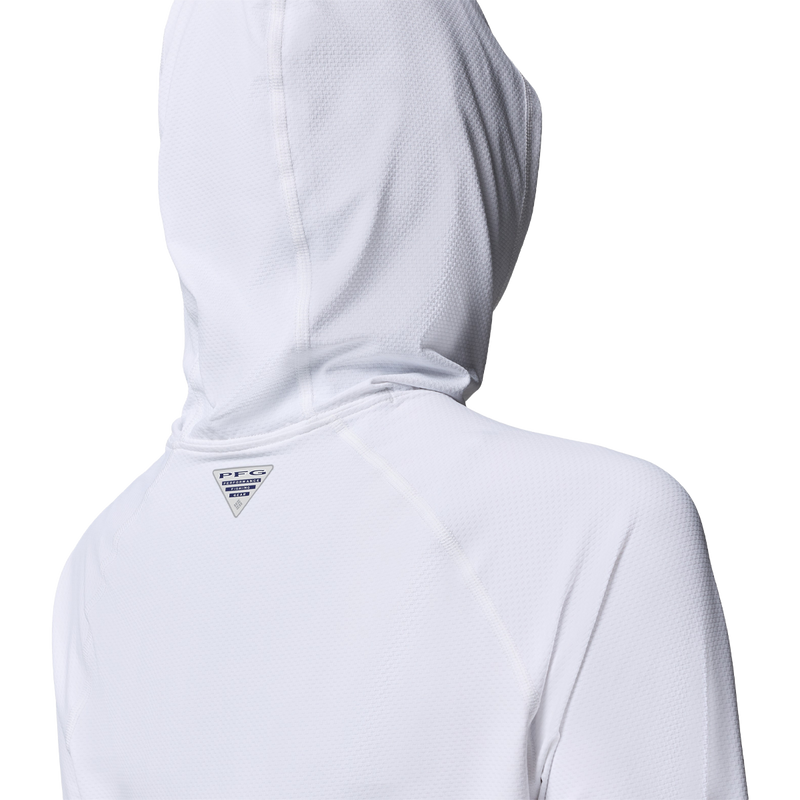 Women's PFG Solar Stream II Hoodie, Columbia Women's PFG Solar Stream II Hoodie in white back view hoodie detail on model