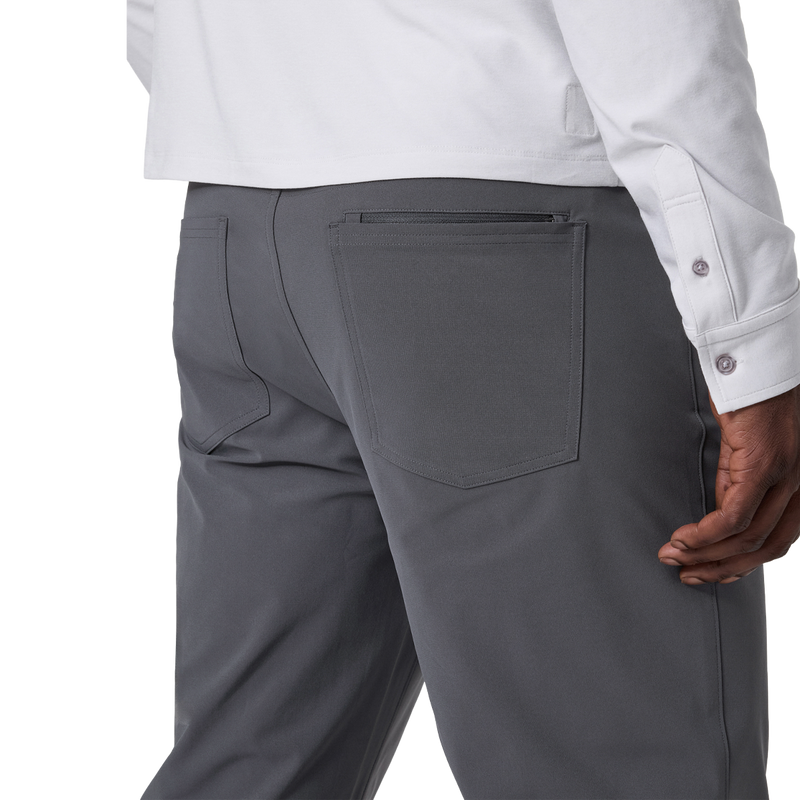 Men's Meta Pant Classic Fit 32", Vuori Meta Pant Classic Fit 32" back pocket