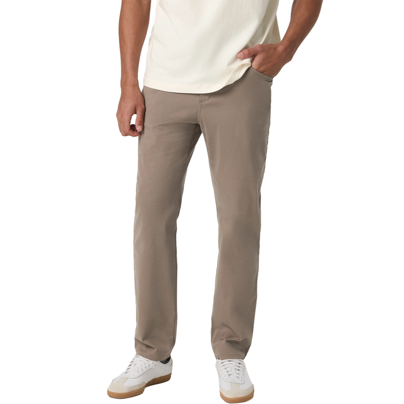 Men's Meta Cotton Pant Classic Fit 32", Vuori Men's Meta™ Cotton Pant Classic Fit 32" front hand in pocket