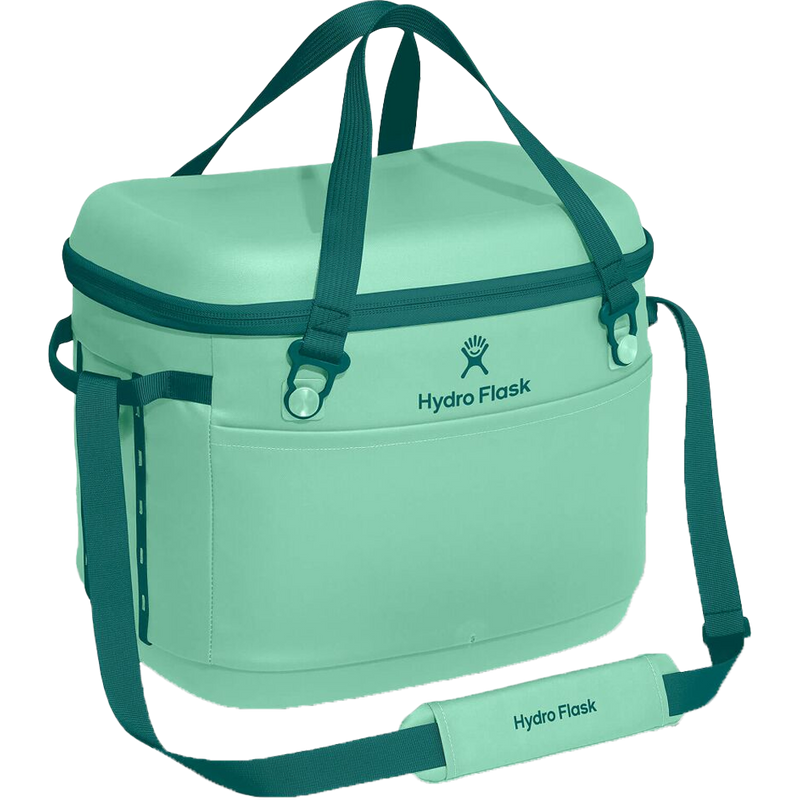 Carryout Cooler 30L, Hydro Flask Carryout Cooler 30L 3/4 Front