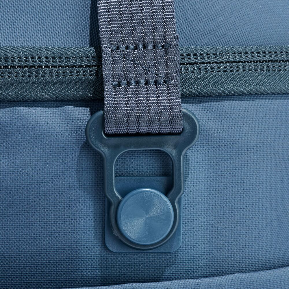 Carryout Cooler 30L alternate view