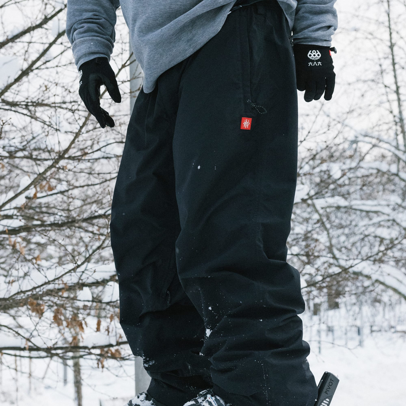 Men's Dojo Shell Pant, 686 Men's Dojo Shell Pant on rider