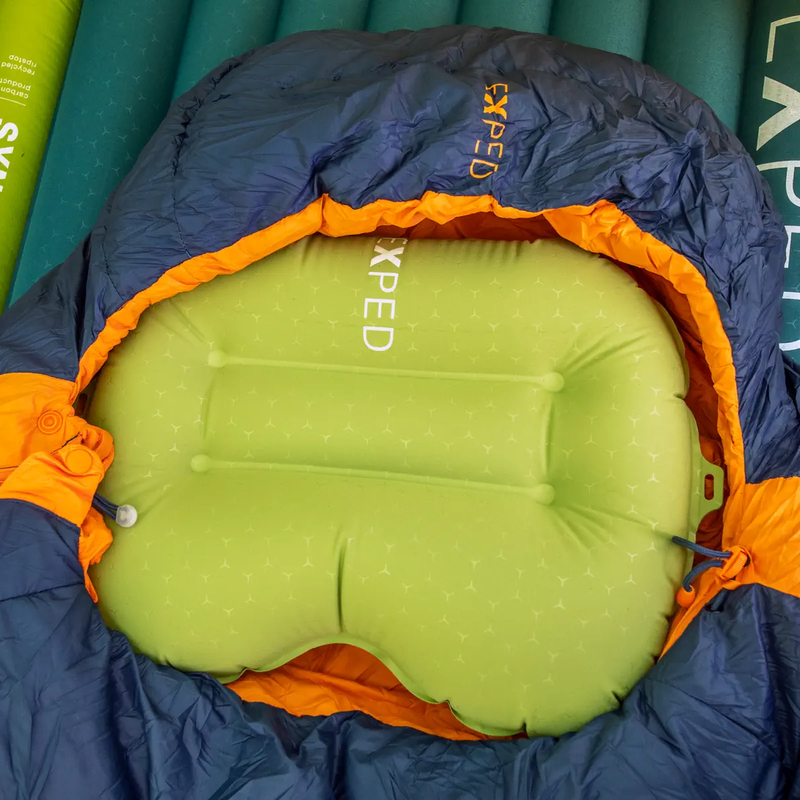 Ultra Pillow M, Exped Ultra Pillow M in Lichen with sleeping bag