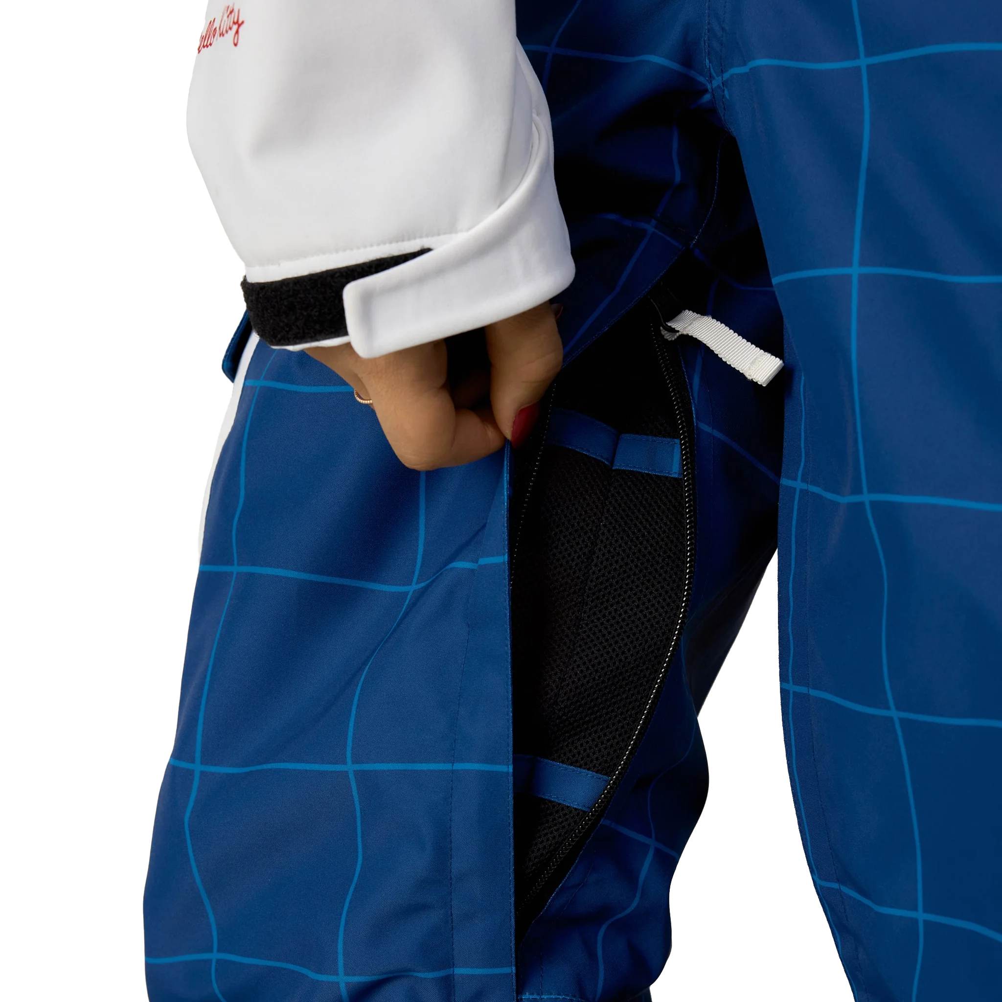 Women's Hello Kitty Aura Insulated Cargo Pant alternate view