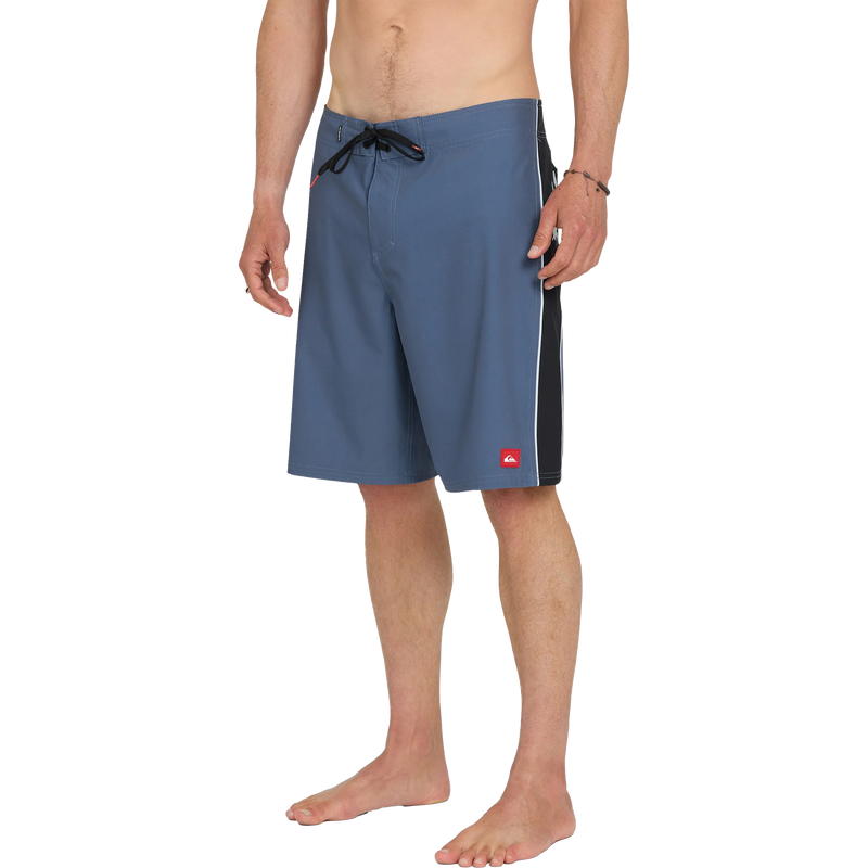 Men's Young Guns Nomad 21" Boardshorts, Quicksilver Men's Young Guns Nomad 21" Boardshorts 3/4 Front