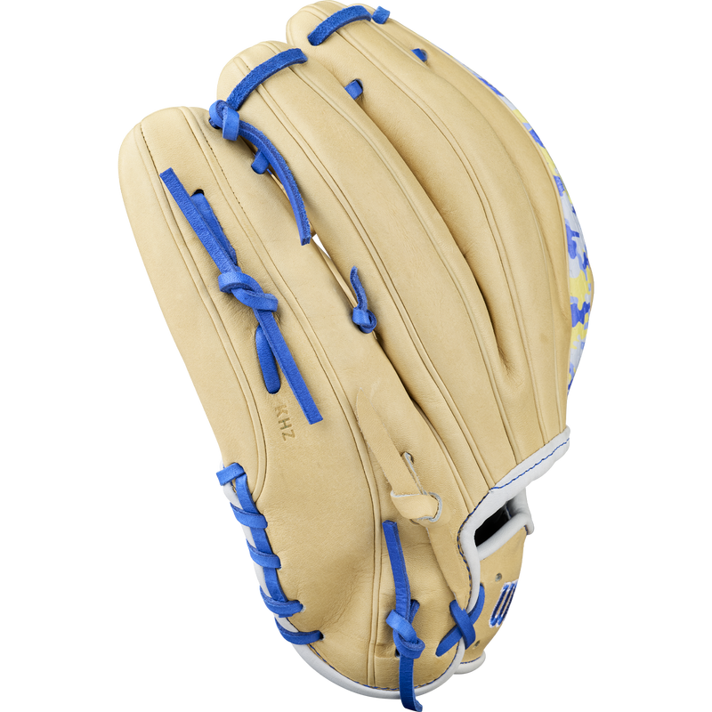 A2000 Witt Jr GM Infield - 11.75" H-Web, Wilson A2000 Witt Jr GM Infield - 11.75" H-Web in Blonde/Blue Camo outside small finger