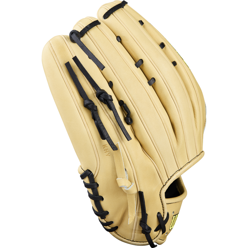 A2000 OF - 12.75" Dual Post Web, Wilson A2000 OF - 12.75" Dual Post Web in Blonde outside small finger