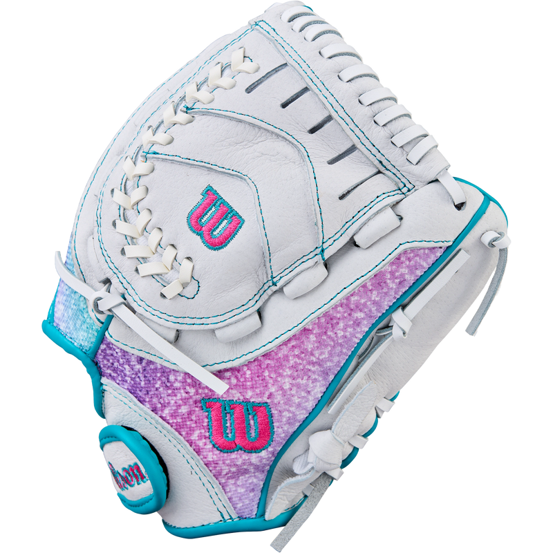 A500 Flash Fastpitch - 11" Closed Web, Wilson A500 Flash Fastpitch - 11" Closed Web Thumb
