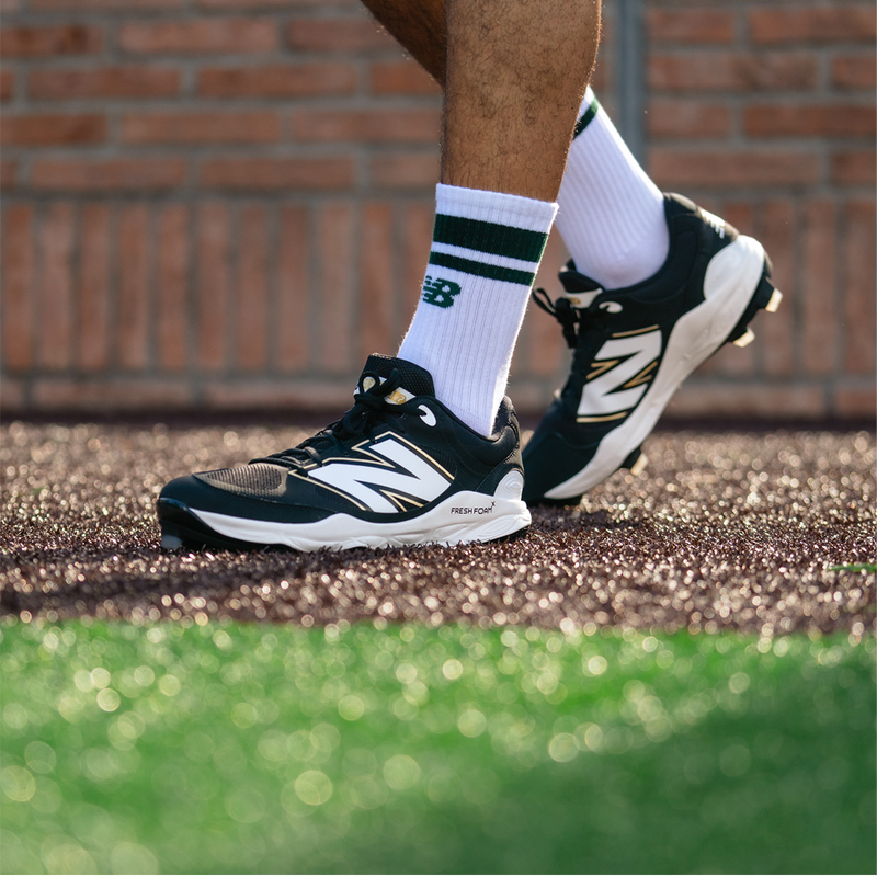 Men's Fresh Foam 3000v7 Molded, Men's Fresh Foam 3000v7 Molded on player