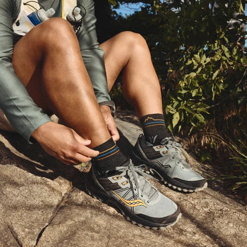 Flite XT Trail Mid-Crew, Swiftwick Flite XT Trail Mid-Crew on hiker