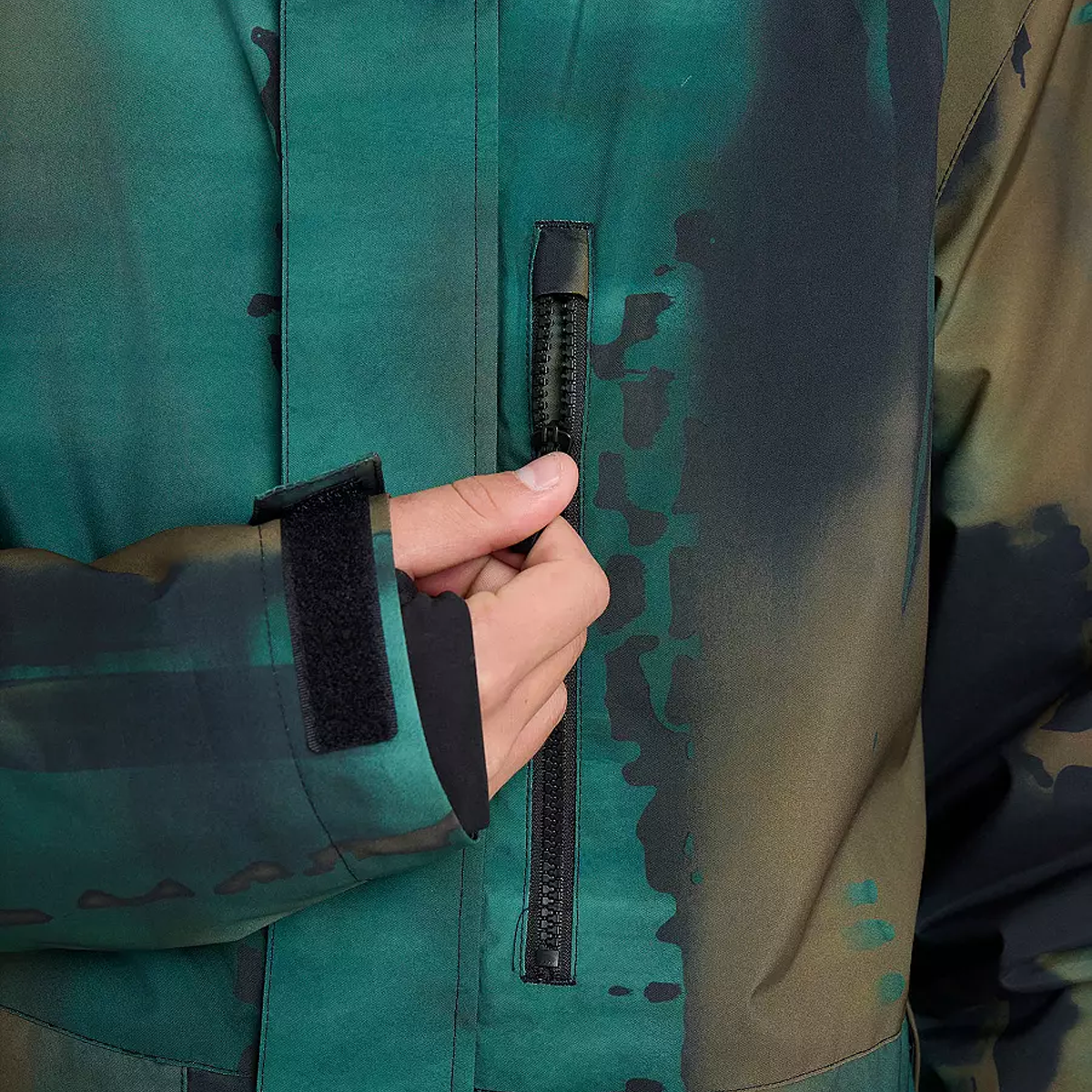 Men's Mission Printed Jacket alternate view