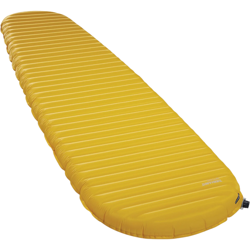 NeoAir Xlite NXT Regular Wide, Therm-a-rest NeoAir Xlite NXT laying down