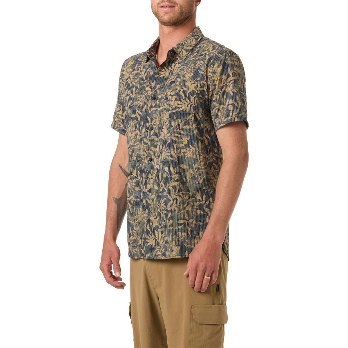 Men's TRVLR Perforated Printed Standard Short Sleeve alternate view