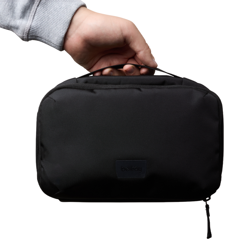 Hanging Toiletry Kit, Bellroy Hanging Toiletry Kit size