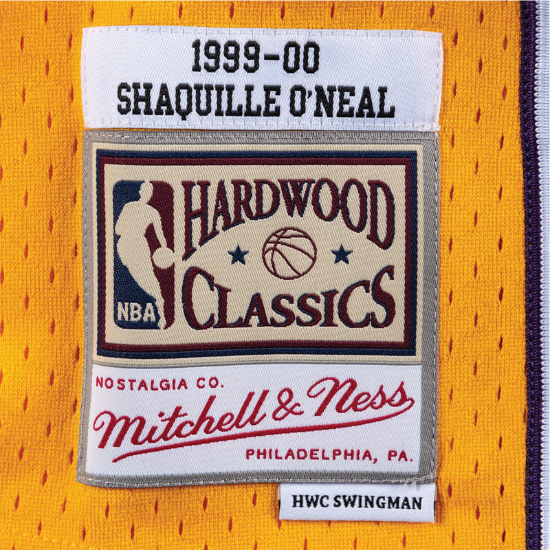 Lakers Swingman Jersey 1999 Shaquille O'Neal, Mitchell and Ness Lakers Swingman Jersey 1999 Shaquille O'Neal in Light Gold with tag detail