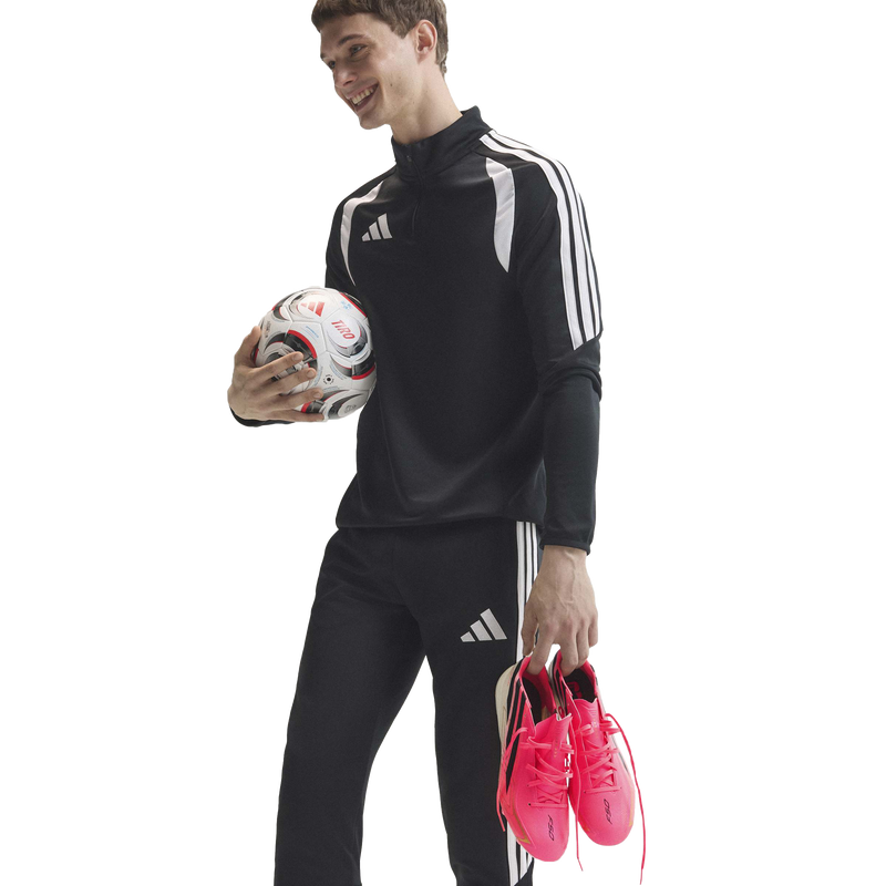 F50 Hyperfast League FG, Adidas F50 Hyperfast League FG on Male Model