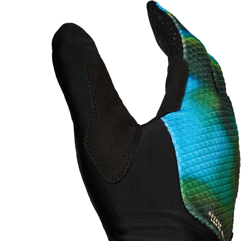 Trixter Glove, Giro Trixter Glove in Frequency Blue with stitching and ventilation detail. 