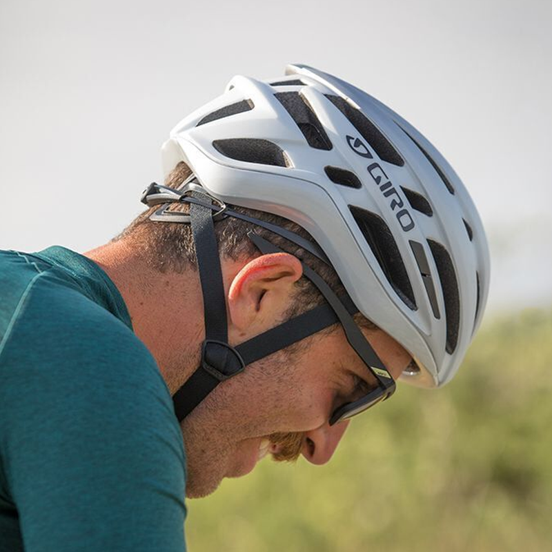 Agilis MIPS, Giro Agilis Mips on rider