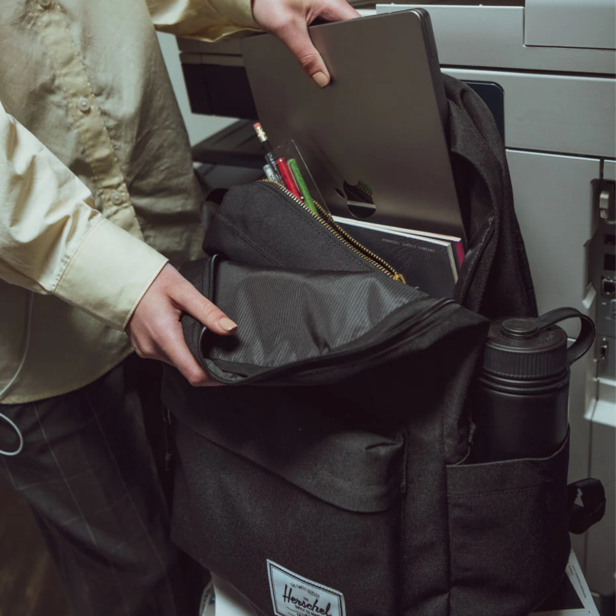 Classic XL Backpack alternate view