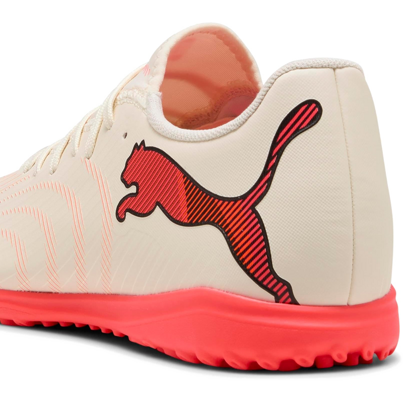 Future 9 Play TT, Puma Future 9 Play TT in 01-Sugared Almond/White/Ultra Red/Black heel