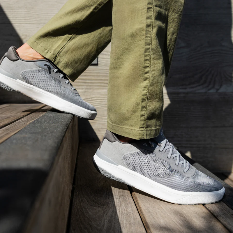 Men's Shoreline Del Mar, Reef Shoreline Del Mar in Heather Grey on model