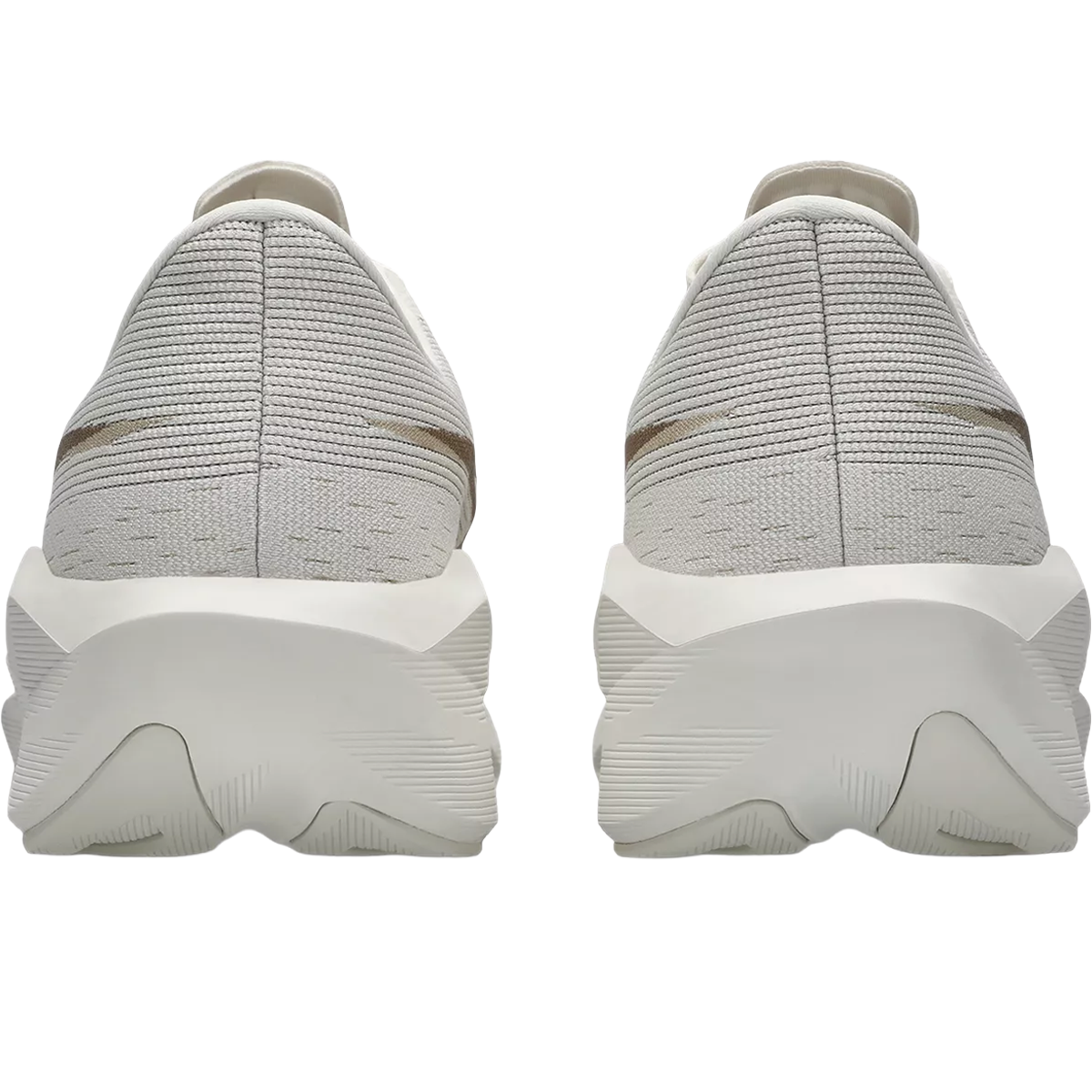 Men's NovaBlast 6 alternate view