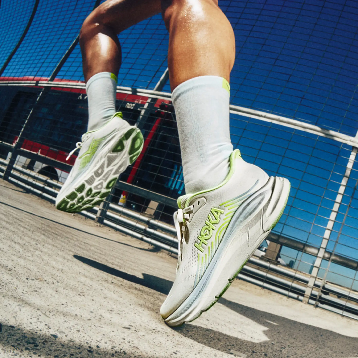 Women's Clifton 11 alternate view