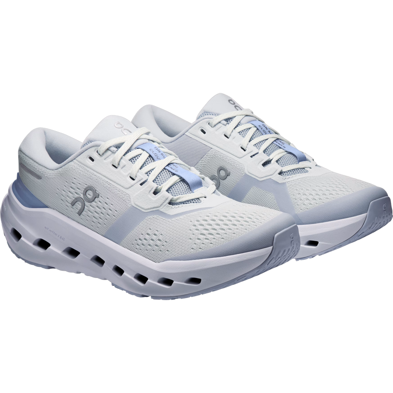 Women's Cloudrunner 3, On Women's Cloudrunner 3 in Heather/Marsh pair right front