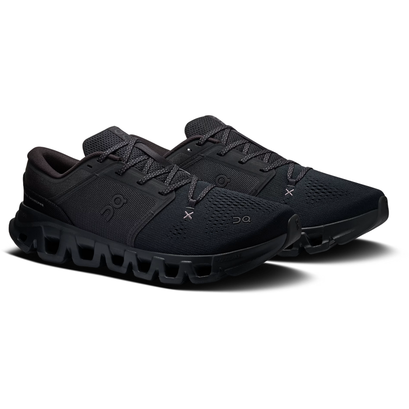 Men's Cloud X 5, On Men's Cloud X 5 front 3/4