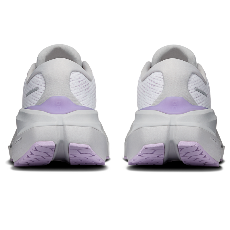 Women's Cloudrunner 3 Max, On Women's Cloudrunner 3 Max heels
