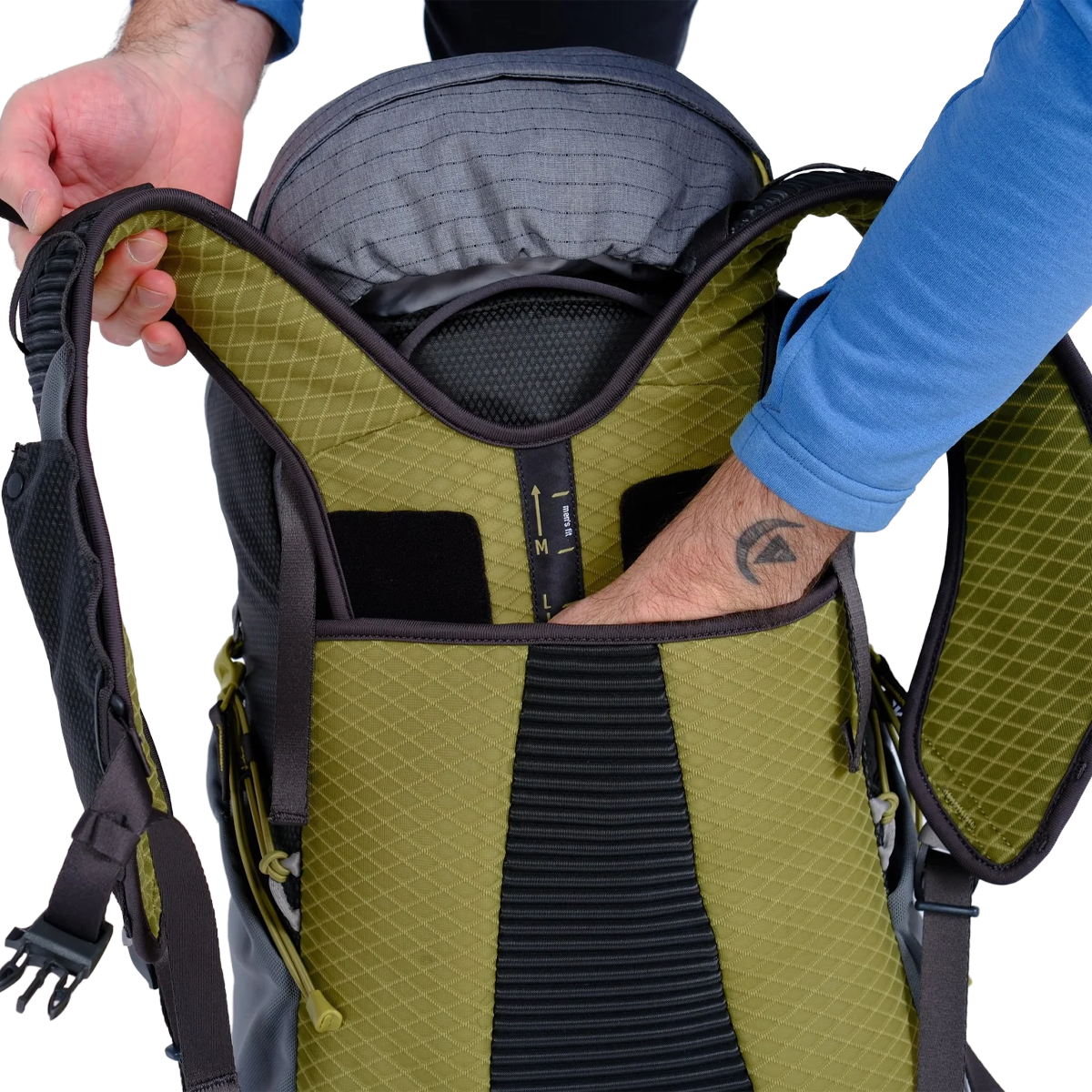 Resolve 25L Endless Promise Daypack alternate view