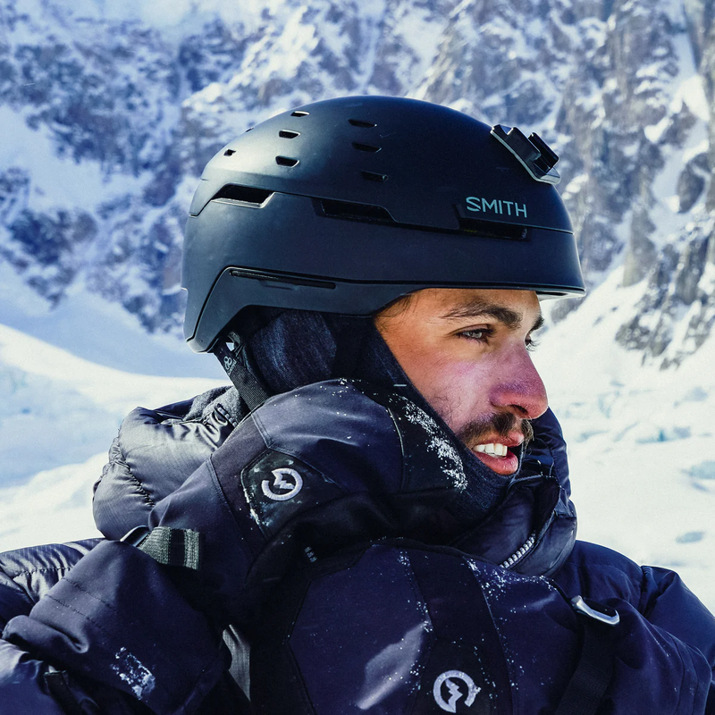 Summit MIPS, Smith Sport Optics Summit MIPS side view on rider