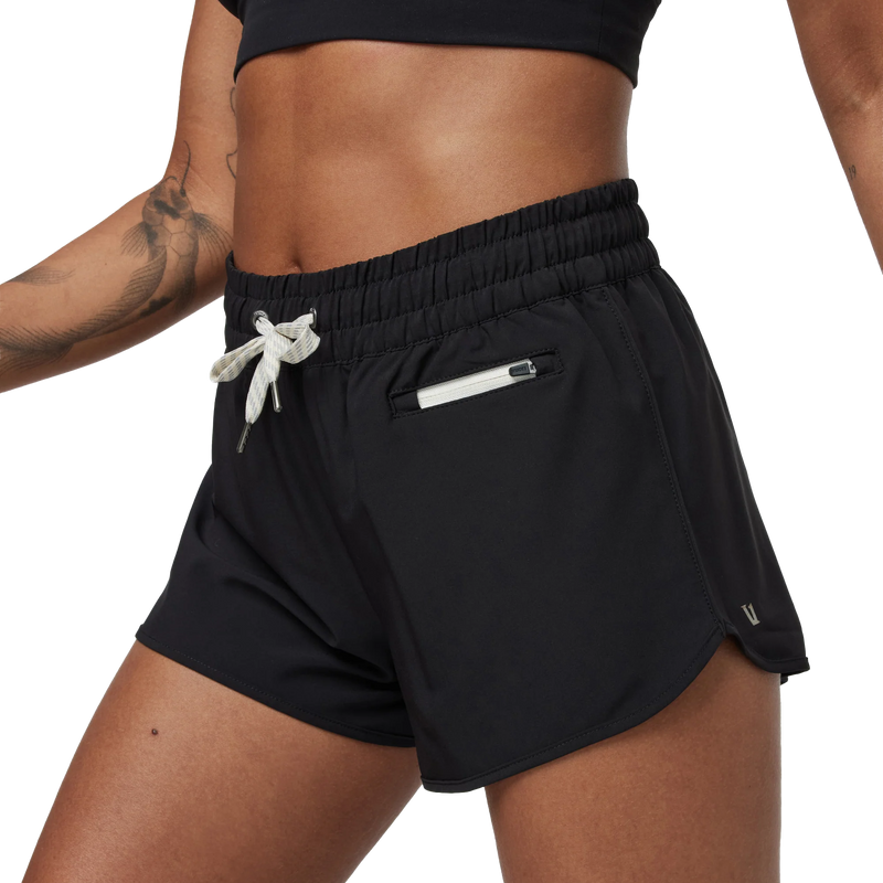 Women's Clementine Short 2.0, Vuori Women's Clementine Short 2.0 3/4 Front
