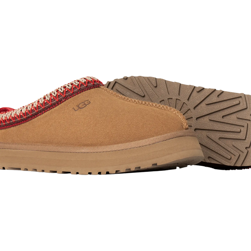 UGG Youth Tazz in Chestnut lateral and bottom traction detail