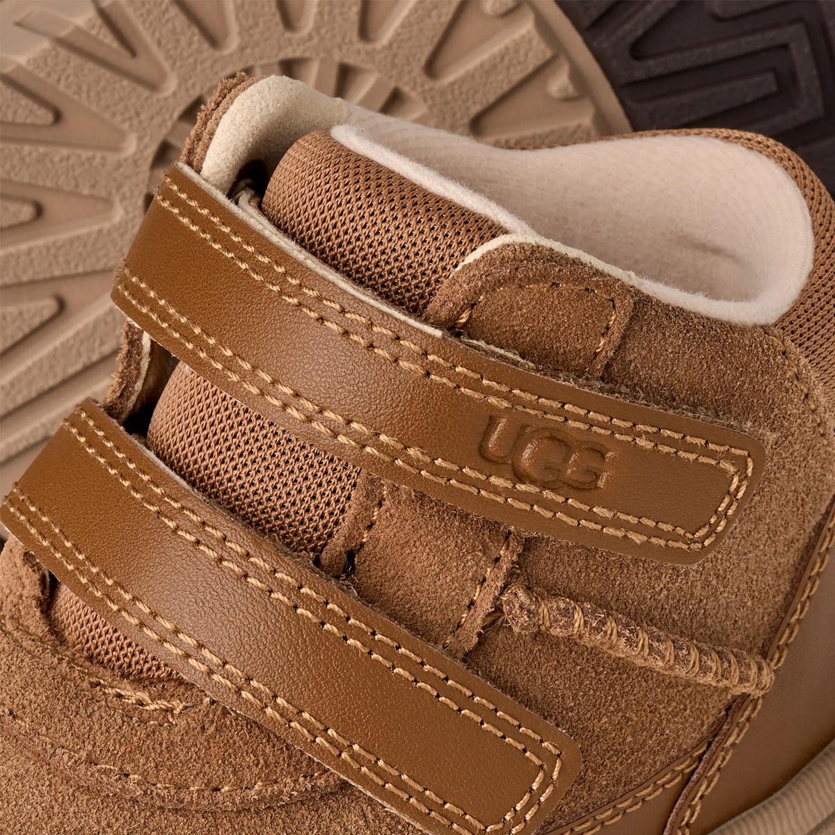 UGG Youth Rennie in Chestnut velcro and stitch detail