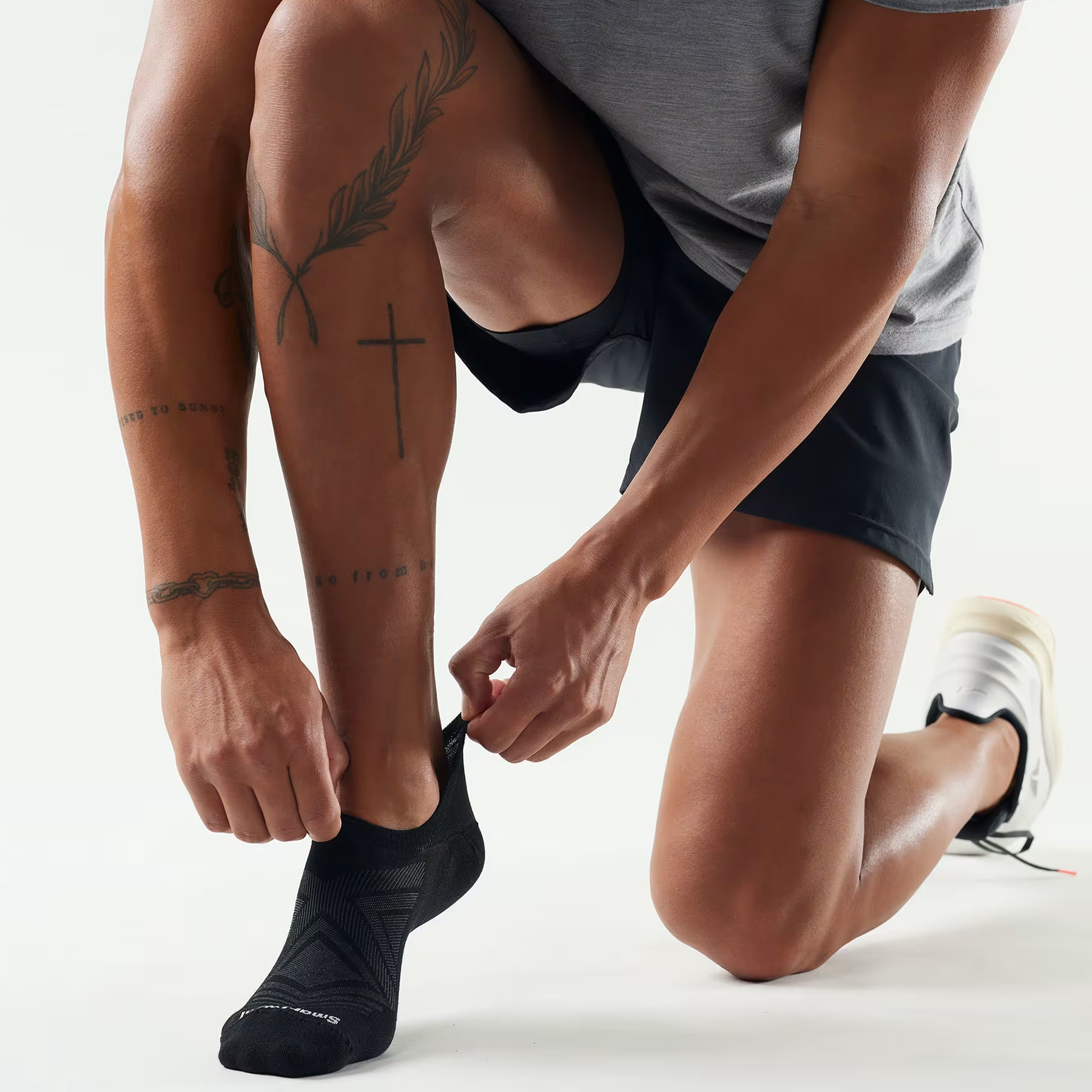 Run Zero Cushion No Show Socks alternate view